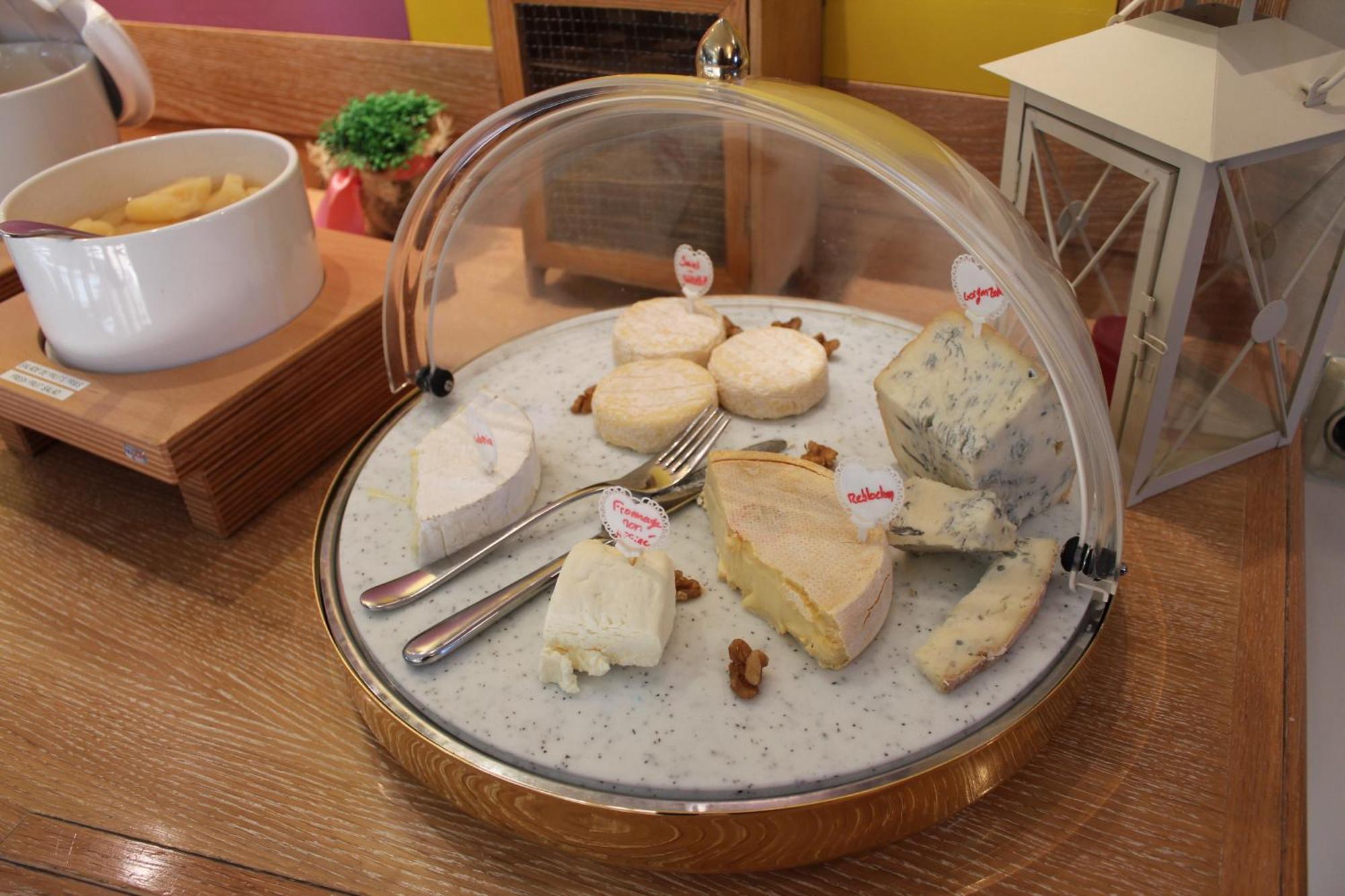 Hotel Restaurant Crystal 에르텡 외부 사진