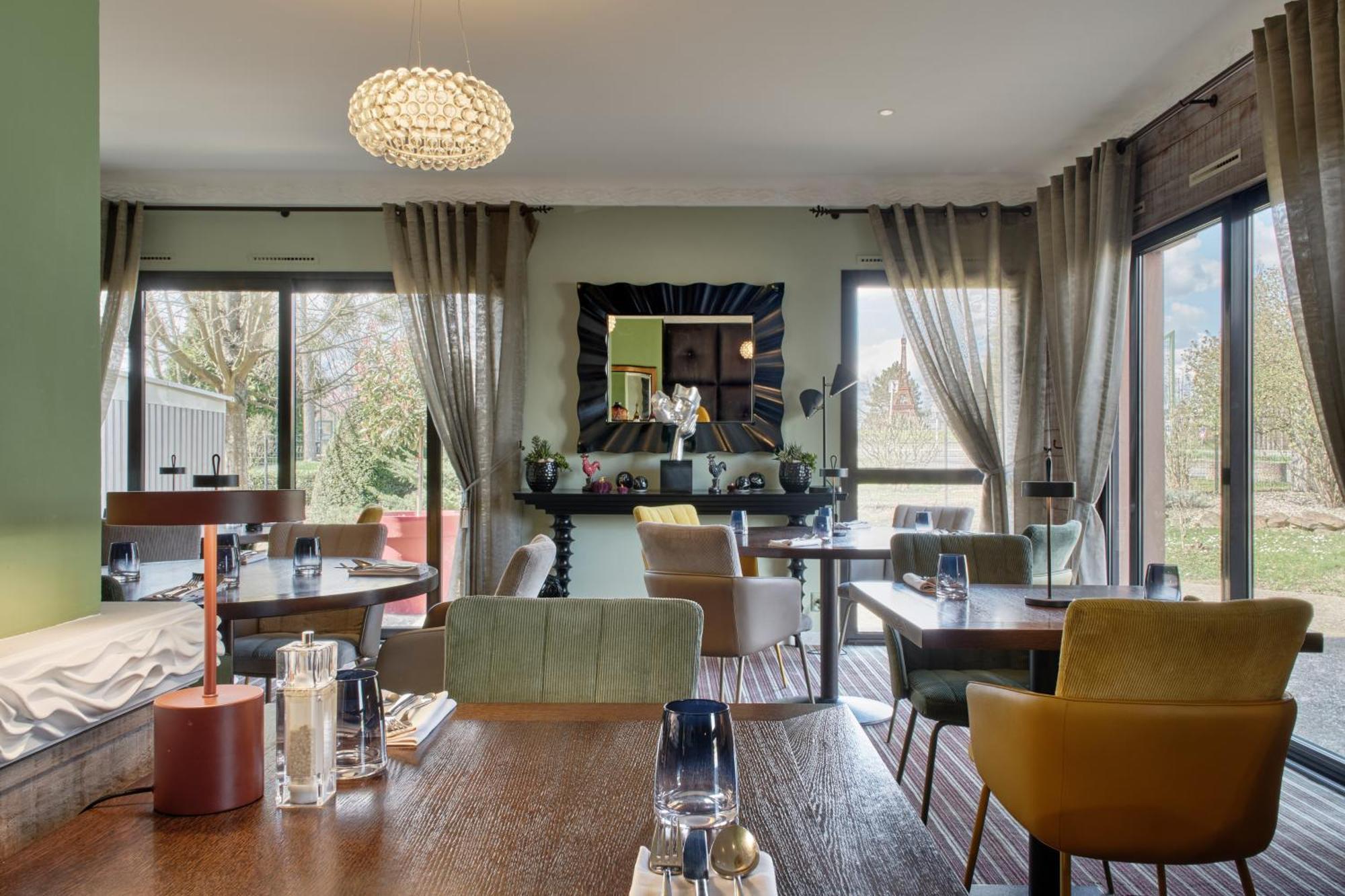 Hotel Restaurant Crystal 에르텡 외부 사진