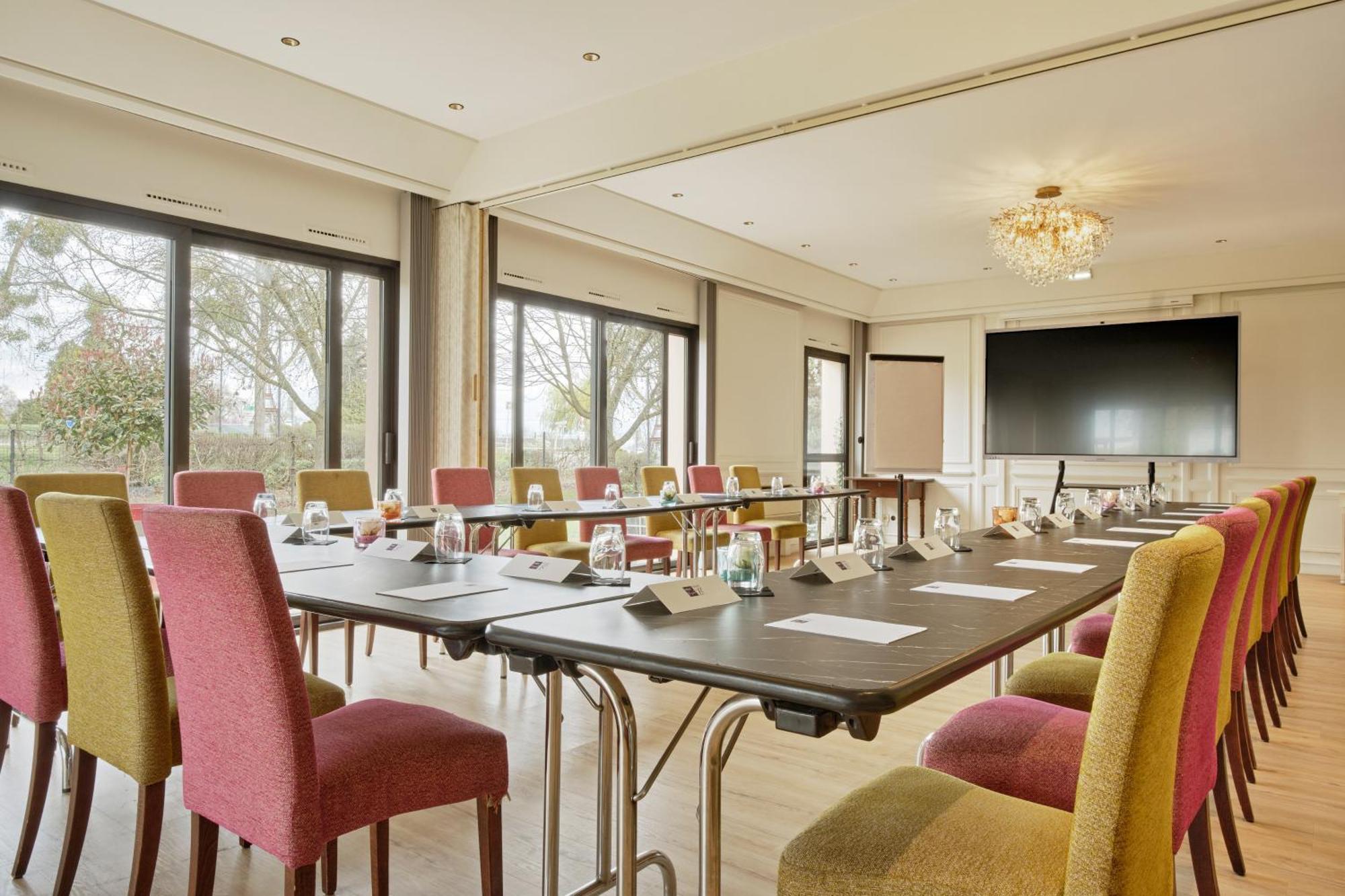 Hotel Restaurant Crystal 에르텡 외부 사진