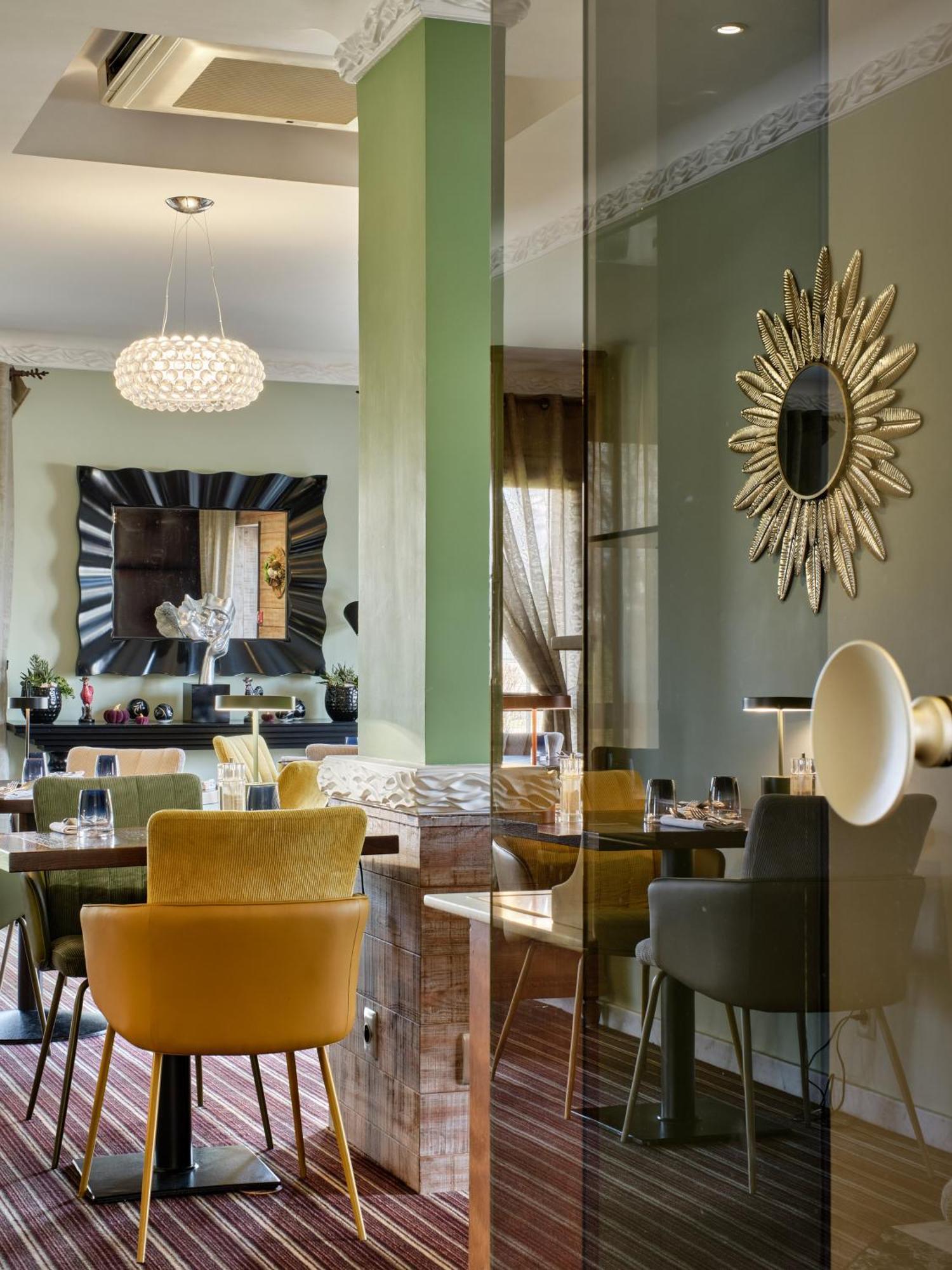 Hotel Restaurant Crystal 에르텡 외부 사진